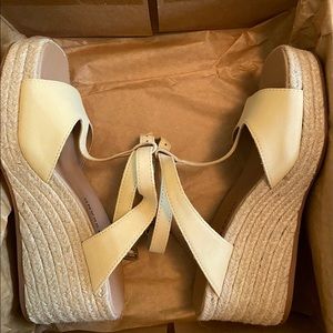 Lucky Brand NWT soft yellow wedges